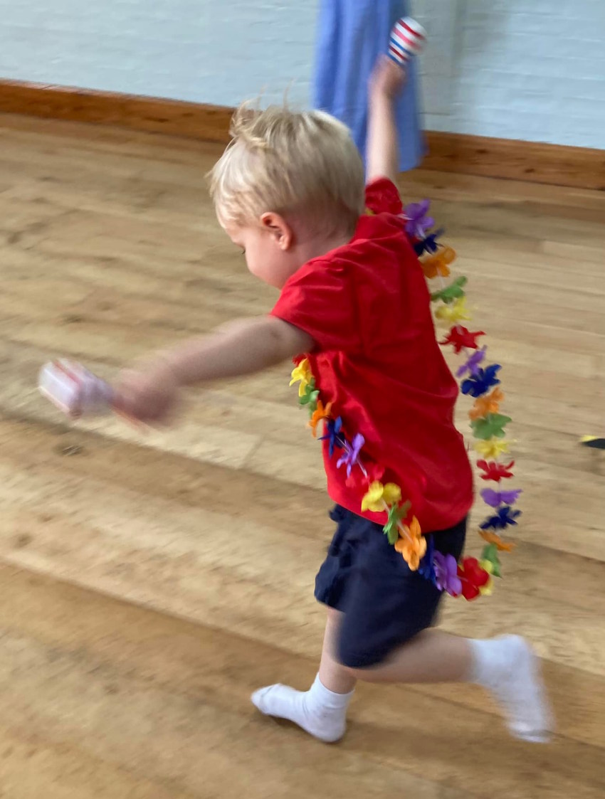 Mother, Toddler and baby creative dance and movement class in cambridge and cambridgeshire gallery image 20
